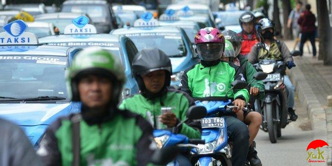 Transportasi Online: Aturan Krusial, Keselamatan Minimal